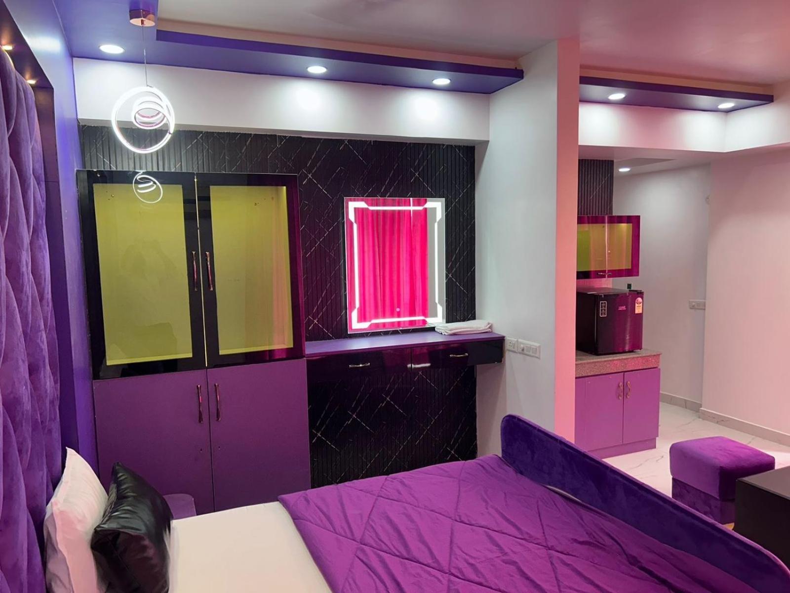 Dolphin Inn & Suites Manhattan Lucknow Luaran gambar