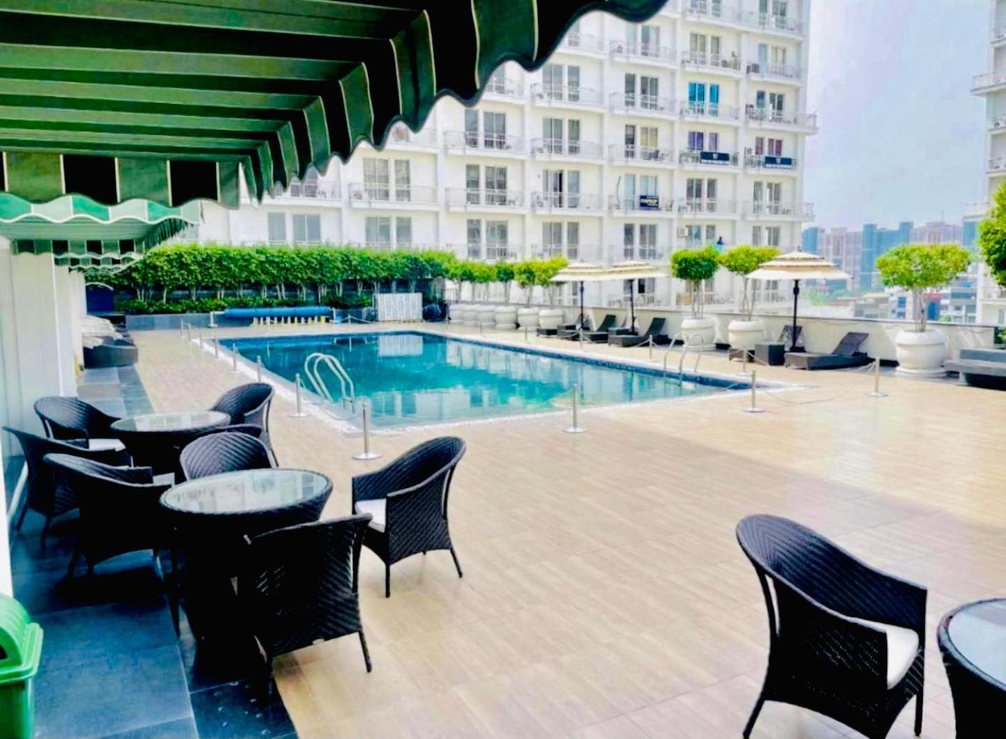Dolphin Inn & Suites Manhattan Lucknow Luaran gambar